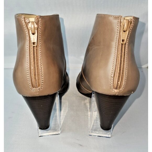 Cato Women's Open toe four Buckle Faux Leather Ankle Shoes size 10 - Picture 4 of 13